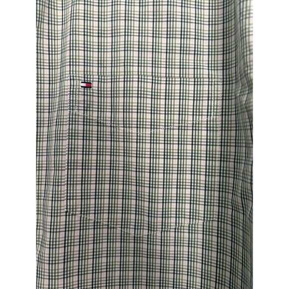 Tommy Hilfiger Mens Long Sleeve Plaid Button Down Shirt Size Medium - Picture 7 of 7